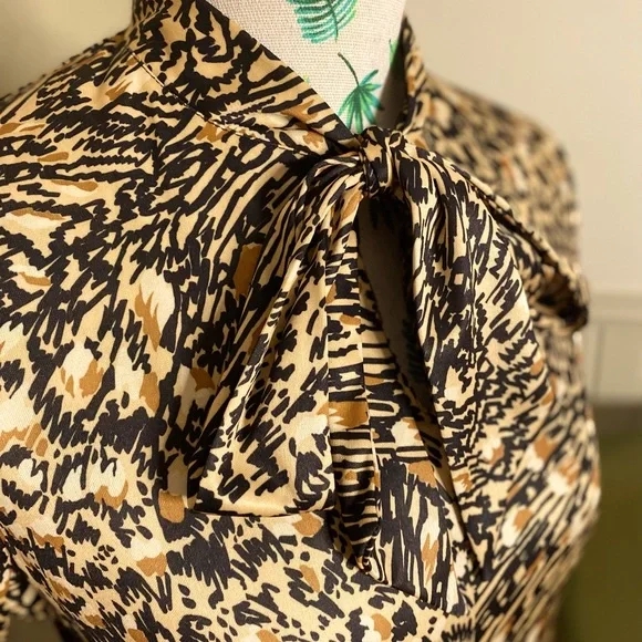 Vintage animal print dress by Stitches Plus, size 14. - Picture 5 of 10